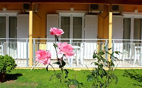 Rantos Apartments